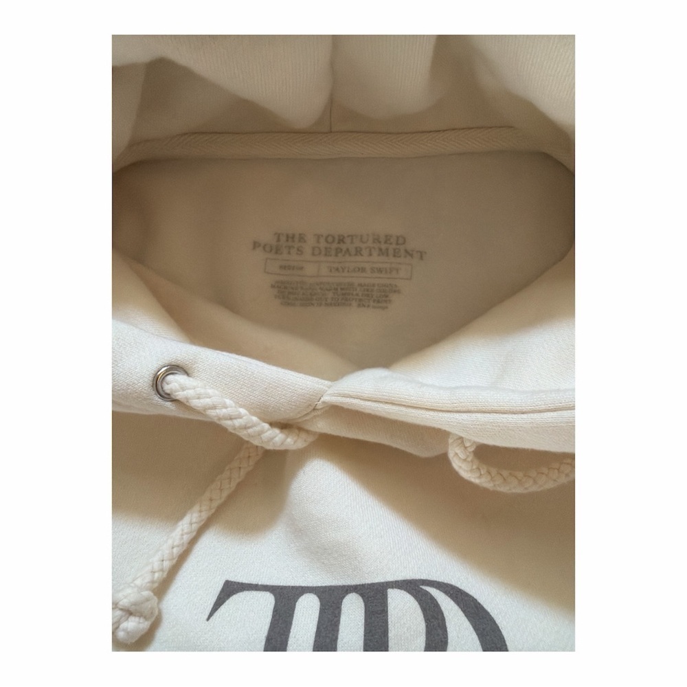 NEW TAYLOR SWIFT THE TORTURED POETS DEPARTMENT THE MANUSCRIPT EDITION M HOODIE - Picture 3 of 4